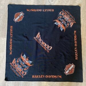 Vintage Harley-Davidson
Voodoo Bandana New Orleans French Quarter
Skull Unisex